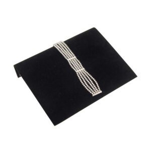 Bracelet Display Ramp